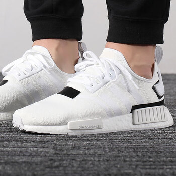 阿迪達斯（Adidas）跑步鞋BD7741/三葉草NMD 