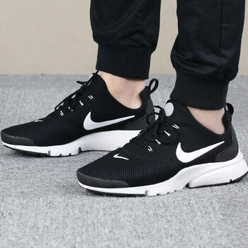 耐克（NIKE）跑步鞋908019-002黑+白+黑 