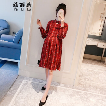 圓領(lǐng)雪紡裙，打造夏日清爽小仙女