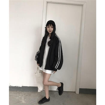 嘻哈外套女短款