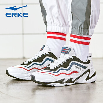 ERKE泡沫跑步鞋