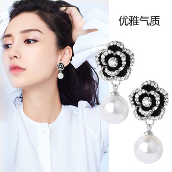 玫瑰耳環(huán)吊墜