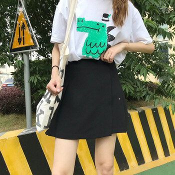 選收腰半身裙，讓你性感到飛起