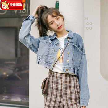 時(shí)尚短款牛仔褲，穿出你的魅力