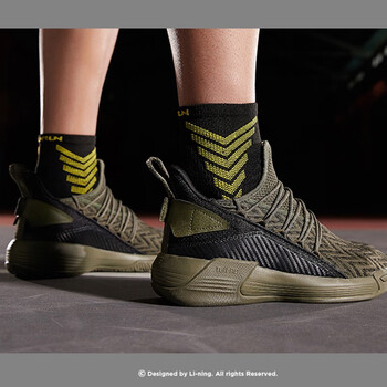 透氣耐磨籃球鞋，讓運動(dòng)不再受傷