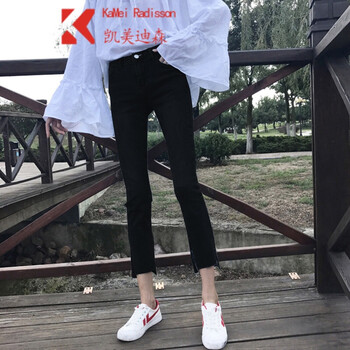 女學(xué)生牛仔褲吧
