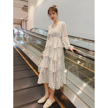 開叉連衣裙，打造優(yōu)雅小仙女