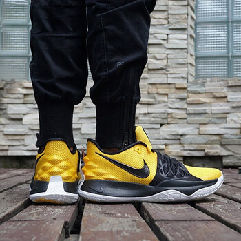NIKE籃球鞋AO8980-700 42