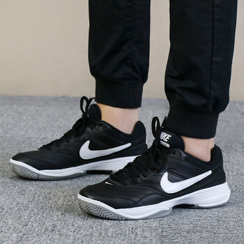 耐克（NIKE）跑步鞋845021-010 /時尚百搭 