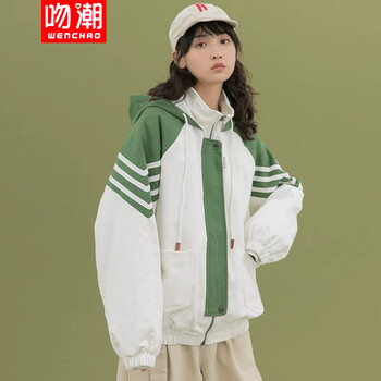 減齡牛仔短外套，打造街頭少女風