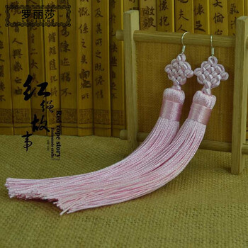 浪漫流蘇耳飾，打造優(yōu)雅氣質(zhì)女神