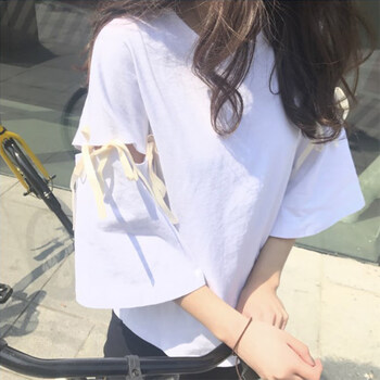 圓領(lǐng)短袖，打造慵懶女神