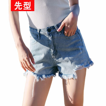 百搭破洞牛仔褲，穿出街頭活力范