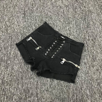 破洞牛仔褲，穿出你的街頭好身材