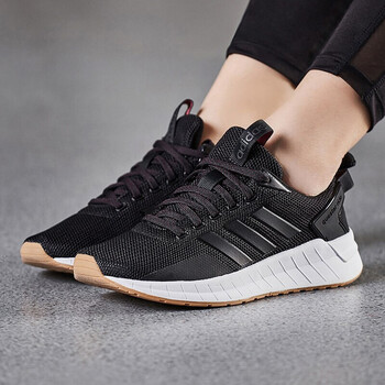 阿迪達斯（Adidas）跑步鞋B44832黑色 36，37，38.5，38，39，40，36.5