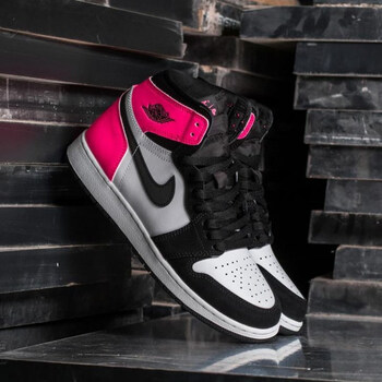 nike高幫情人節(jié)