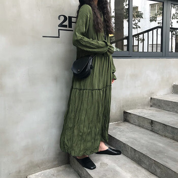 圓領(lǐng)連衣裙，打造優(yōu)雅女神范