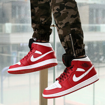 NIKE籃球鞋554724-605小芝加哥 