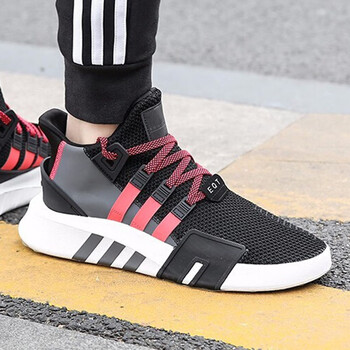 阿迪達斯（Adidas）跑步鞋BD7773/EQT BASK/黑 