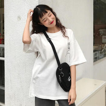 時尚條紋連衣裙，打造青春少女風
