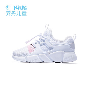 舒適系帶跑鞋，你的時(shí)尚之選