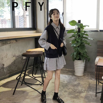 夏日出游，吊帶裙打造性感女神