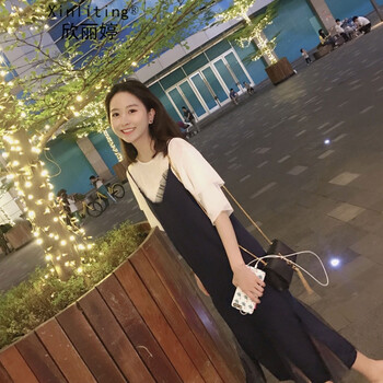 復(fù)古小黑裙，打造優(yōu)雅女神