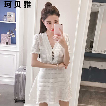 簡(jiǎn)約小香風(fēng)連衣裙，塑造優(yōu)雅女神