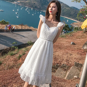 修身吊帶裙，打造性感女神