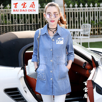 個性牛仔外套，玩轉(zhuǎn)復(fù)古風(fēng)潮