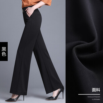 減齡小白背帶，穿出活力少女范
