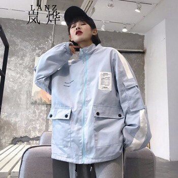 個性牛仔外套，打造街頭少女風(fēng)