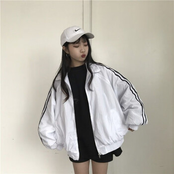 時(shí)尚百搭長(zhǎng)袖外套，讓你的少女心