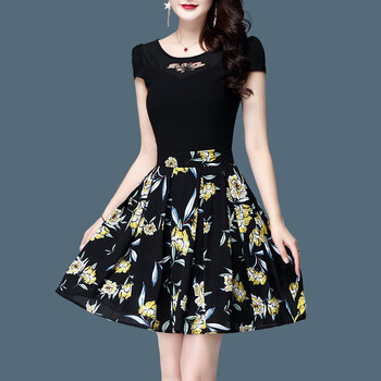 時(shí)尚條紋裙，讓你變身大長(cháng)腿