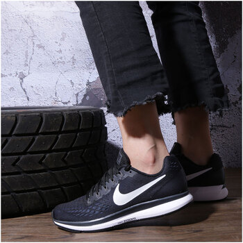 耐克（NIKE）跑步鞋880560-001 40