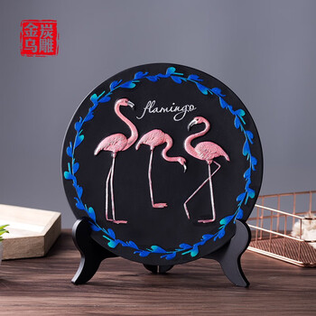 客廳單調(diào)，創(chuàng)意擺件讓生活更溫馨