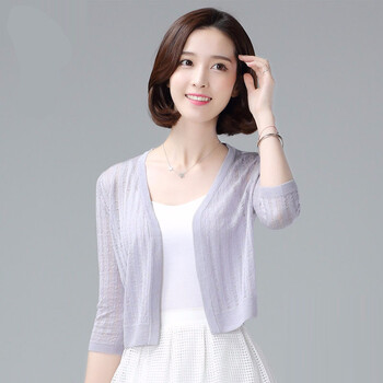 純色短款袖，讓你告別臃腫尷尬