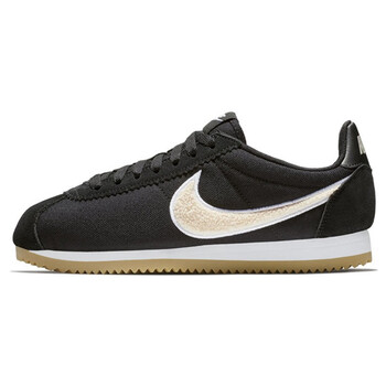nike跑步鞋阿甘