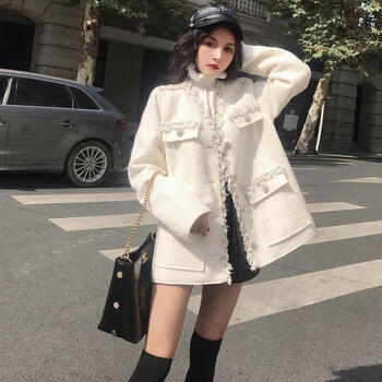 復(fù)古毛呢外套，讓你變身時(shí)尚女神