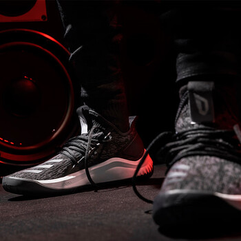 阿迪達斯（Adidas）籃球鞋AC6911 36.5