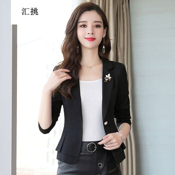 時(shí)尚短外套，打造個(gè)性女神