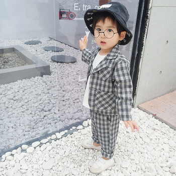 女童長西裝