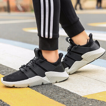阿迪達(dá)斯（Adidas）跑步鞋BD7731 