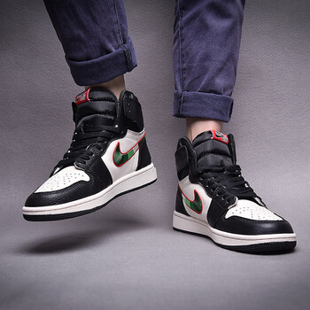 耐克（NIKE）籃球鞋體育畫(huà)報(bào)綠格勾555088/575441-015 
