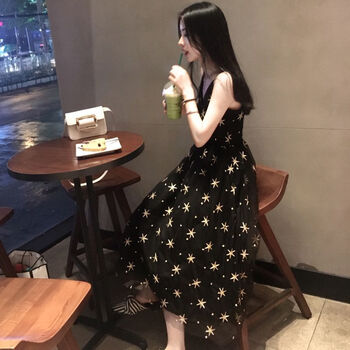 性感露肩裙，微胖妹子的福音！