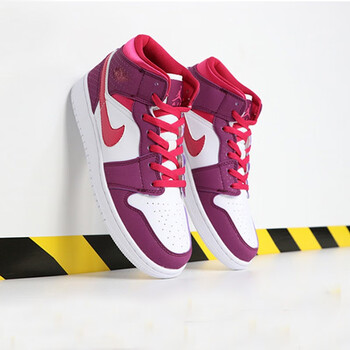 耐克Nike籃球鞋555112-661 情人節(jié)限定 35.5
