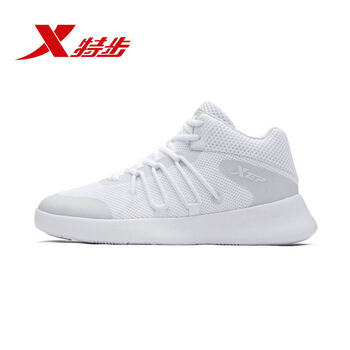秋冬白色戰(zhàn)靴