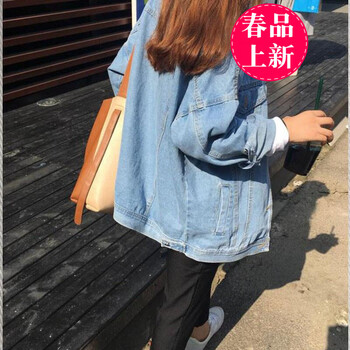 寬松時(shí)尚立領(lǐng)外套，穿出青春活力