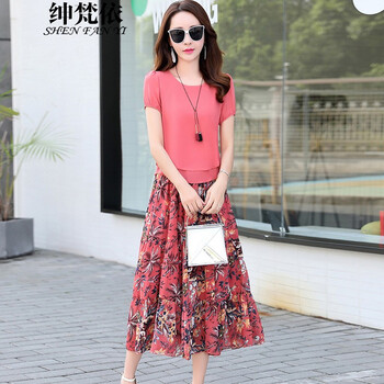 優(yōu)雅連衣裙，打造夏日清涼小仙女