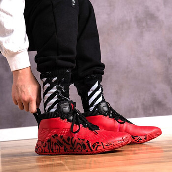 阿迪達(dá)斯（Adidas）籃球鞋CNY中國年黑紅EE4046 